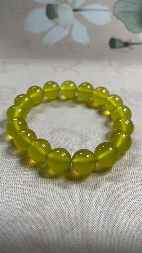 Gelang giok Xiuyan warna kuning emas yang indah, dengan manik-manik bulat dan halus, ukuran: 12mm, gratis ongkos kirim dan pajak.