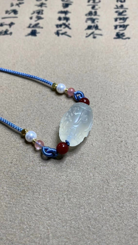 Pencari Jalan Giok Cui Alami Sepanjang Jalan Ukuran 24 * 16mm Termasuk ongkos kirim dan pajak.