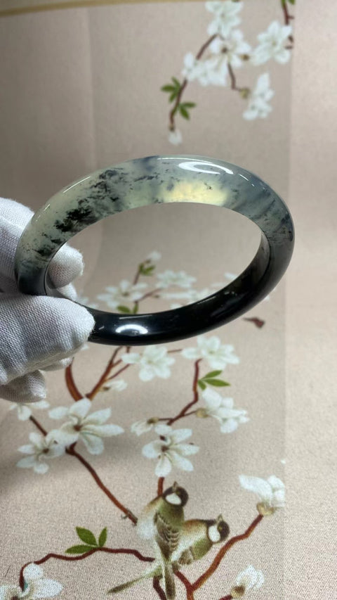 Gelang Tinta Giok Cui Alami Ukuran 59-61mm Ukuran 60.3mm Lebar Samping 11.5mm Giok terjadi secara alami Pola acak termasuk pajak pengiriman