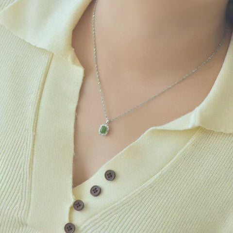 10862 Kalung Jasper Alami yang terbuat dari perak 925 Ukuran 5 * 7mm Giok halus dan hangat, gaya yang indah sudah termasuk pajak pengiriman.
