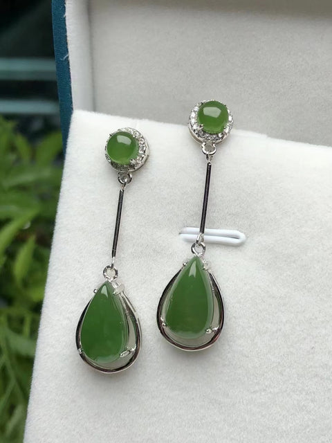 Anting Giok Giok Hetian Jade Alami yang terbuat dari perak 925 Ukuran 14 * 8mm Giok bersih dan halus Gaya sangat indah sudah termasuk pajak pengiriman