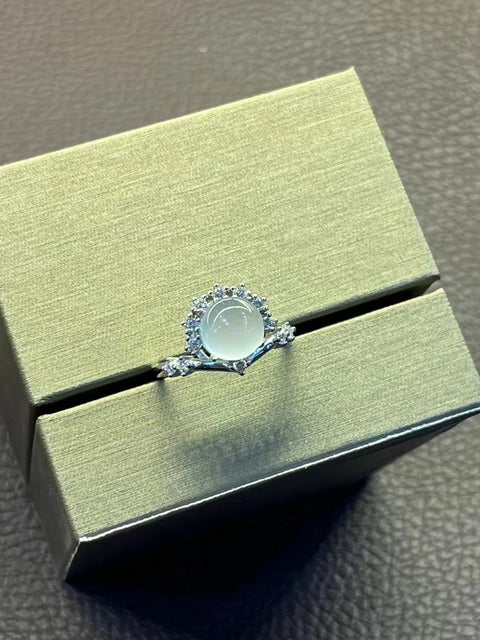 Cincin Giok Alami & nbsp; 925 Pengaturan Perak Ukuran 8mm Giok bersih dan halus Termasuk pajak pengiriman.