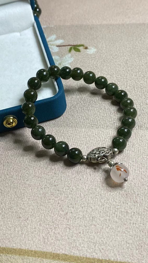 Gelang Giok Giok Hetian Jade Alami dengan aksesoris cantik Ukuran 8mm Sudah termasuk pajak pengiriman.