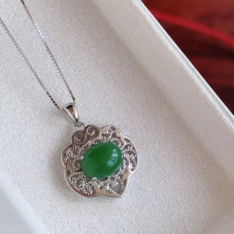 Kalung Jasper Alami 925 pengaturan perak Ukuran 8 * 10mm Giok bersih dan halus, gaya yang indah sudah termasuk pajak pengiriman.