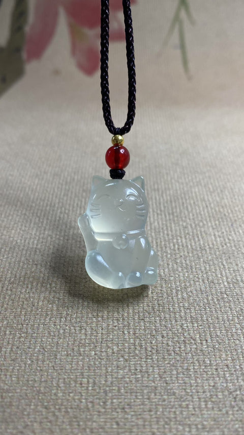 Lucky Cat: Liontin Giok Xiu yang Indah—Lucky Cat 🐱; Dimensi: 26 x 17 mm. Gratis ongkos kirim dan pajak.