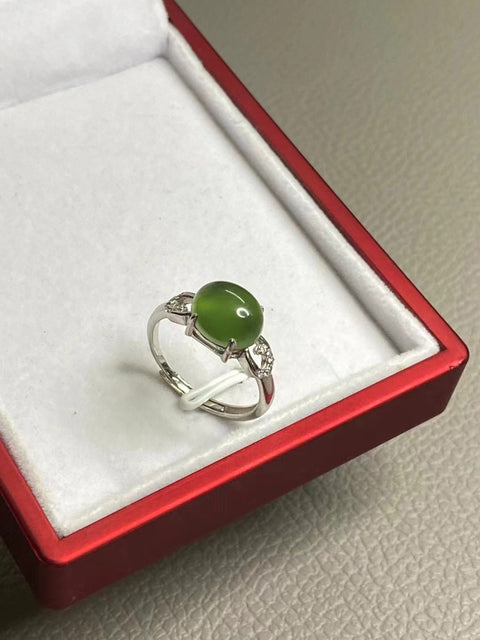 Cincin Giok Alami dari perak 925, giok yang bersih dan halus, ukuran 8 * 10mm, sudah termasuk ongkos kirim dan pajak.