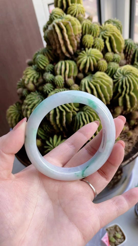 Gelang Jadeite Alami Bahan Pit Tua Bahan Hangat Hangat Bawah Kepala Penuh Anggrek Penuh Ukuran 58.7mm Giok semuanya terjadi secara alami Pola pengiriman acak sudah termasuk Pajak Pengiriman!