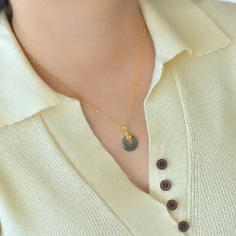 3047Q-2 Set Kalung Ankara Horisontal Giok Hetian Jade Bening Alami dalam Gaya 925 Perak Ukuran 15 * 15mm Termasuk Pajak Pengiriman