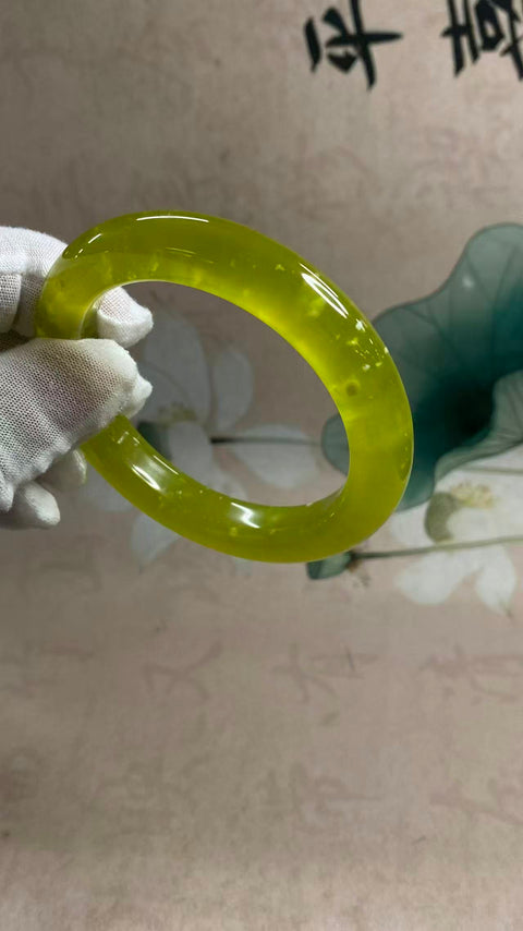 Gelang hijau es giok Xiuyan yang indah, bunga es alami, kenakan kecantikan alami, diameter dalam: 58, lebar tepi 12mm, batu alam dihasilkan secara alami, polanya acak, termasuk pajak pengiriman