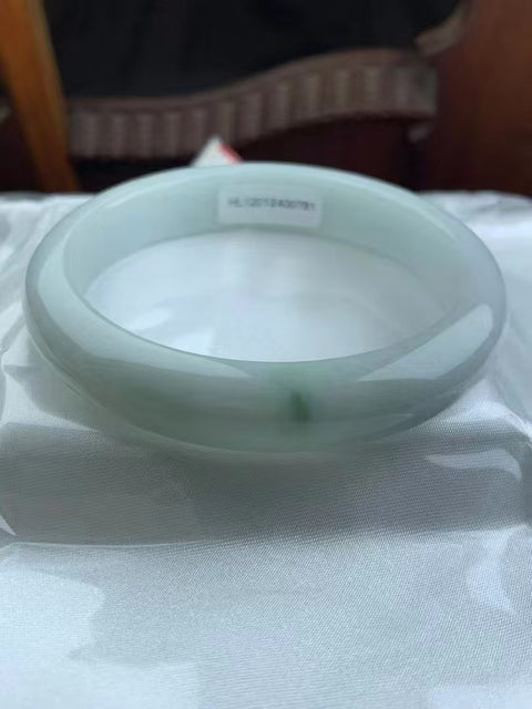 Gelang bunga terapung dari batu giok alami Ukuran 58-60mm Ukuran 59.5mm Lebar sisi 12.1mm Batu giok semuanya memiliki pola yang muncul secara alami secara acak Pajak pengiriman sudah termasuk!