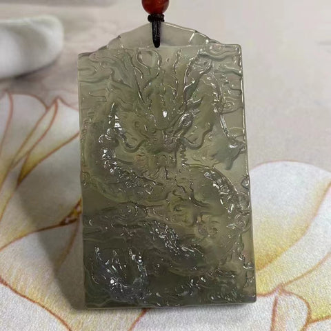 Liontin Naga Zodiak Es Giok Cui Giok Abu-abu Alami Ukuran 66 * 38mm Kualitas giok halus dan hangat, gaya yang indah Sudah termasuk pajak pengiriman.