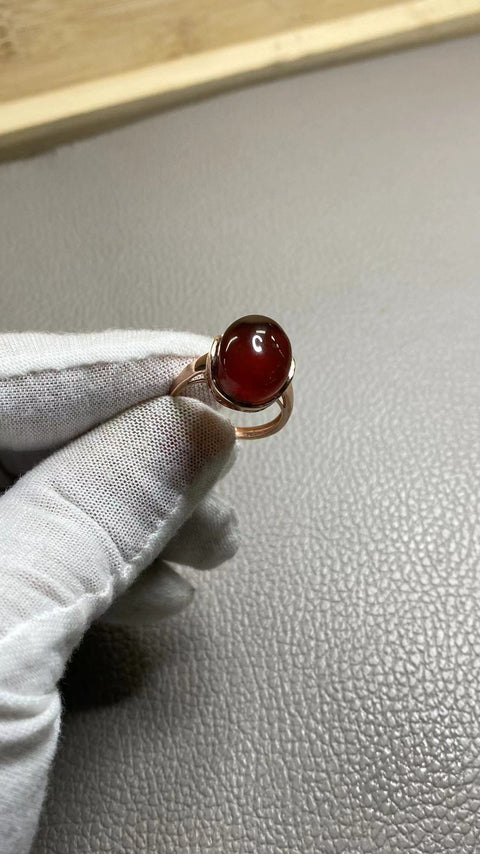 Cincin Garnet Alami Ukuran 12 * 14mm yang terbuat dari perak sterling s925 dengan tali yang dapat disesuaikan Kotak kado Sudah termasuk pajak pengiriman.