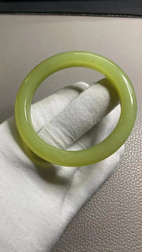 Gelang Tinta Es Giok Cui Giok Alami Ukuran 58-60mm Ukuran 59.6mm Lebar Sisi 11mm Giok terjadi secara alami Pola acak termasuk pajak pengiriman.