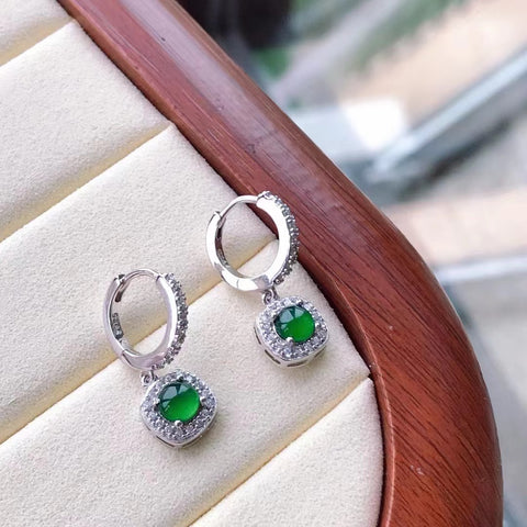 Anting-anting Giokit Guatemala Alami yang Dirancang dengan Kilau Perak 925 Sudah Termasuk Pajak Pengiriman