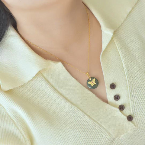 5171Q-2 Kalung Kupu-kupu Kancing Perdamaian Jasper Alami Ukuran 20 * 20mm 925 Silver Inlay Jade adalah gaya yang halus dan hangat dan indah.