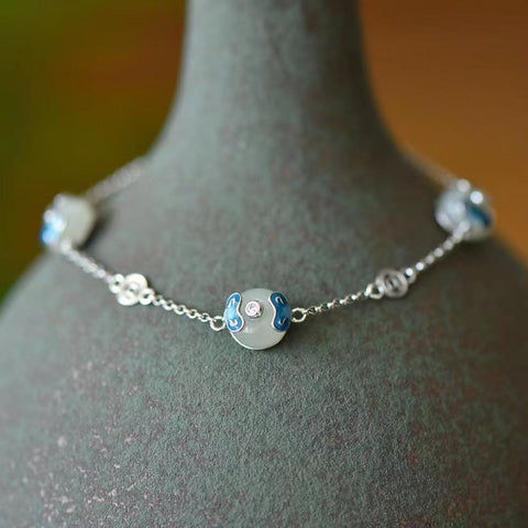 5158 Gelang Gelang Ping An Giok Hetian Giok Alami Ukuran 8 * 8mm 925 Silver Inlay Giok adalah gaya yang halus dan hangat dan indah.