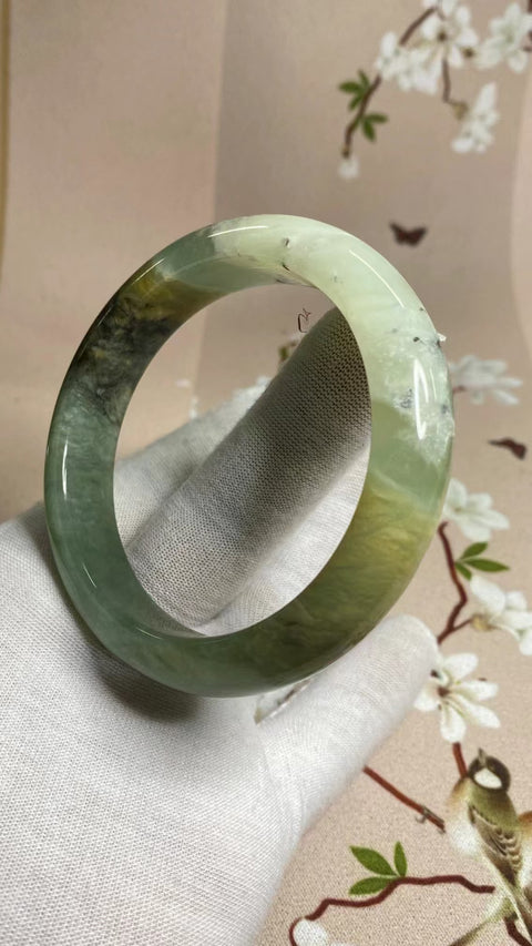 Gelang Gelang Batu Giok Cui Bunga Giok Multi Warna Ukuran 59-61mm Ukuran 60.3mm Lebar Sisi 14mm Batu giok terbentuk secara alami Pola acak Pengiriman dan pajak sudah termasuk.