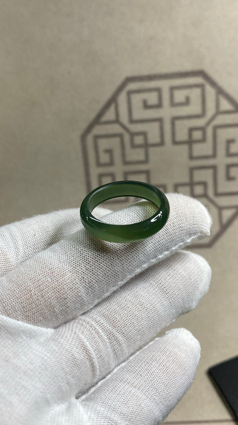 Cincin giok Xiuyan yang indah 💍, diameter 22mm, warna hijau penuh, termasuk biaya pengiriman dan pajak.