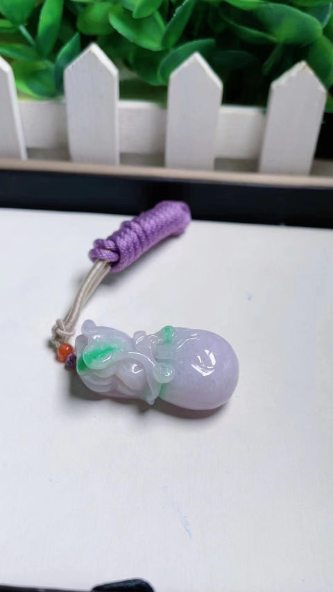 Liontin Tas Uang Giok Alami Bahan Pit Tua Bahan dasar halus dan hangat Warna hijau pedas Super tembus pandang Ukuran 4.0 * 2.1 Sudah termasuk pajak pengiriman