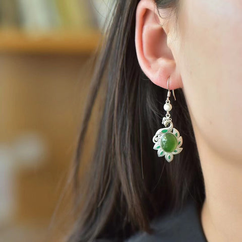 17405 Anting Jasper Phoenix Alami dengan Mutiara yang terbuat dari 925 Perak; Giok itu bersih, halus, dan hangat; Gayanya sederhana dan elegan; Sudah termasuk pajak pengiriman