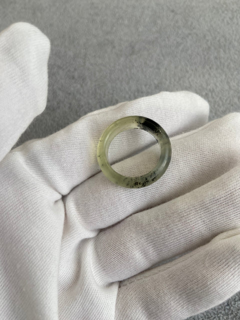 Cincin: Gaya lukisan tinta Giok Cui Fine Jade, kaliber 17mm, berpendar, tembus cahaya, harga khusus Pengiriman dan pajak sudah termasuk
