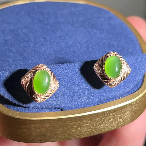 Anting-anting pejantan Jasper Baru dalam stok 925 pengaturan perak mawar Gaya klasik dan serbaguna Ukuran 6 * 8mm Warna super berkualitas tinggi Sudah termasuk ongkos kirim dan pajak.