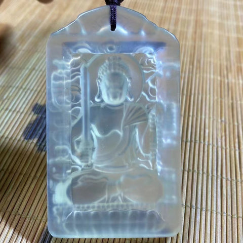 Kalung Giok Alam Fudo Bodhisattva 70*40mm Termasuk ongkos kirim dan pajak.