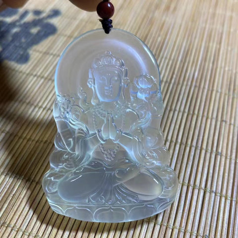 Seribu Tangan Dewi Belas Kasih Kalung Es Giok Cui Giok Alami Es Transparan dan Berpendar Ukuran 59*40mm Sudah termasuk ongkos kirim dan pajak.