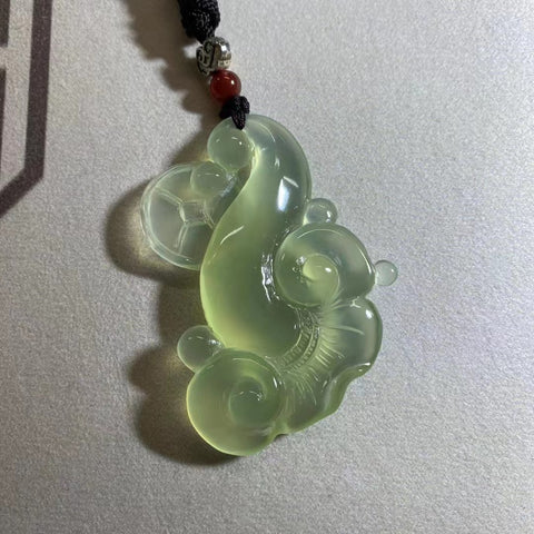 Kalung Giok Ruyi Giok Alami 63*47mm Termasuk ongkos kirim dan pajak.