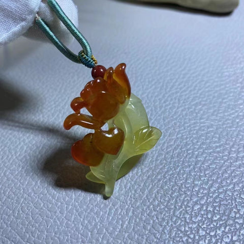 Kalung Giok Bunga Giok Cui Jade Alami, salah satu dari jenisnya, 42,2*31mm, termasuk ongkos kirim dan pajak.