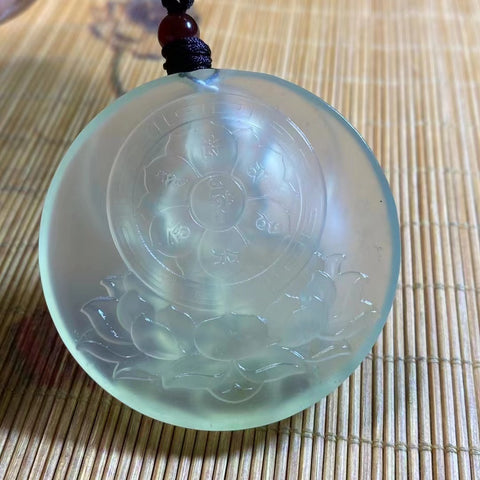 Manjushri, Bodhisattva, adalah batu giok alami. 52,8*9mm, sudah termasuk ongkos kirim dan pajak.