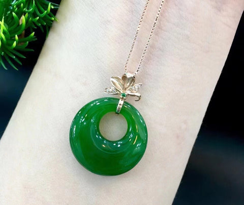 Liontin Jasper Bahan jasper tua pilihan Bersih, halus, tidak ada noda hitam, tidak ada retakan Warna yang indah Bergaya dan elegan pada bagian bodi Pengaturan emas 18 karat Ukuran 20mm Sudah termasuk ongkos kirim dan pajak