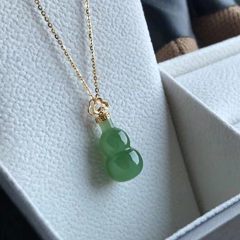 Liontin Keberuntungan Mata Kucing Jasper Pengaturan Emas 18k Es Bahan Lama Pendar Karakteristik Giok Indah Giok Halus Berarti Keberuntungan dan Keberuntungan Damai, Beruntung, Batu Mentah Kaya Ukuran 10 * 20mm Termasuk Pajak Pengiriman