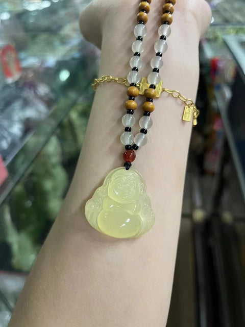 Liontin Buddha Tersenyum Giok Halus Sudah termasuk ongkos kirim dan pajak.