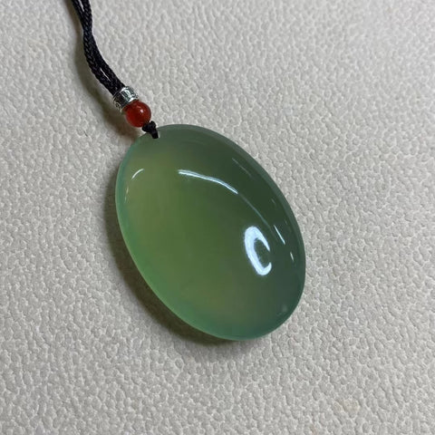 Kalung Tetesan Giok Cui Alami dengan Tetesan Hijau, Bulat dan Tembus CahayaUkuran 28 * 40mmTermasuk Ongkos Kirim dan Pajak
