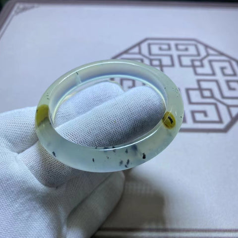Gelang Giok Bunga Giok Cui Fine Jade Gaya unik dan unik Cocok untuk cincin 50,51,52 cincin lebar 10mm Giok semuanya alami dan polanya acak Termasuk ongkos kirim dan pajak.