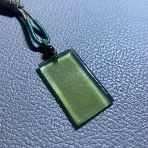 Plakat Perdamaian dan Keamanan Fluoresen Giok Halus Ukuran 22 * 37mm * 4mm Termasuk ongkos kirim dan pajak.