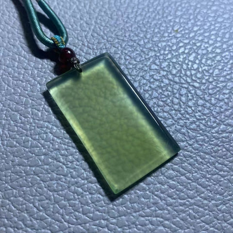 Plakat Perdamaian dan Keamanan Fluoresen Giok Halus Ukuran 22 * 37mm * 4mm Termasuk ongkos kirim dan pajak.