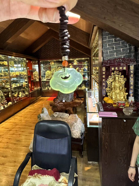 Liontin Giok Giok Alami Murni: Gaya Cantik dan Sederhana Termasuk Pengiriman & Pajak