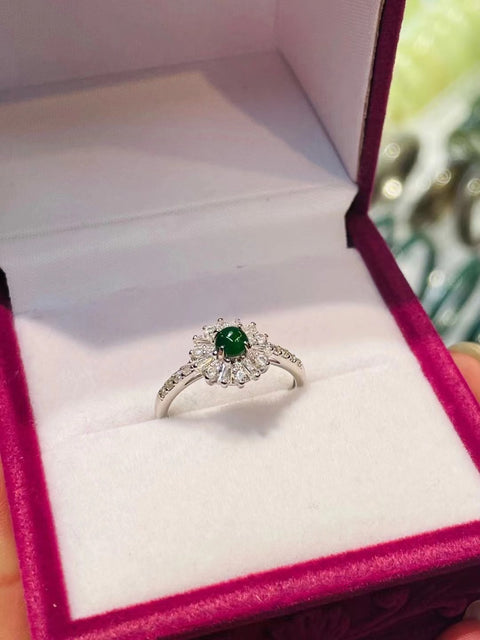 Set Cincin Hijau Kekaisaran Jadeite Alami dalam 925 Perak Ukuran 4mm & nbsp; Termasuk Pajak Pengiriman