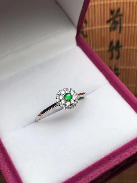Set Cincin Hijau Kekaisaran Jadeite Alami dari 925 Perak Ukuran 2,4 * 3,2 mm Sudah Termasuk Pajak Pengiriman