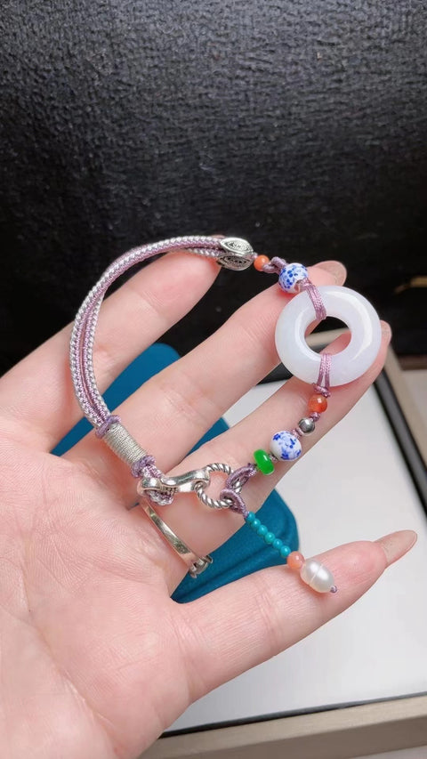 Gelang Jadeite Bahan Pit Tua Bahan Dasar Halus dan Hangat Bawah Bersih dan Segar 2.2 Sudah Termasuk Pajak Pengiriman