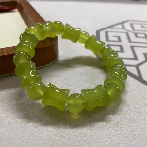 Gelang Bambu Giok Halus Ukuran 11.8 * 11.8mm Sudah termasuk pajak pengiriman.