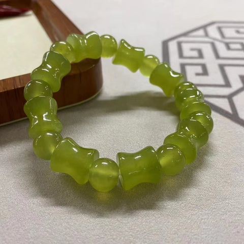Gelang Bambu Giok Halus Ukuran 11.8 * 11.8mm Sudah termasuk pajak pengiriman.