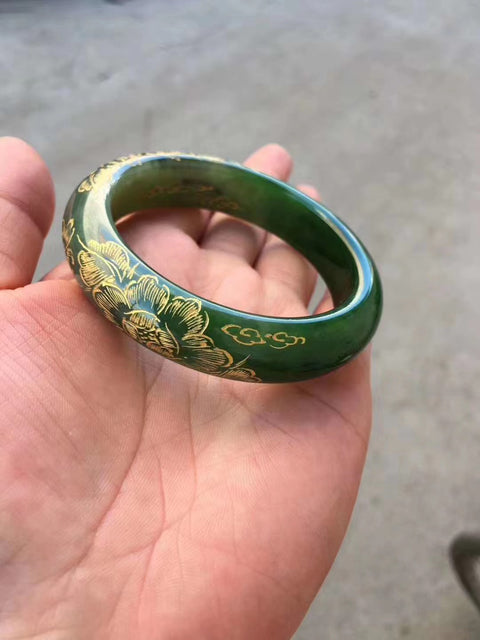 Gelang giok Hetian alami Diukir dengan tangan dari bahan lubang tua Cocok untuk 54 lingkaran Batu giok ini semuanya terbentuk secara alami Pola acak Termasuk ongkos kirim dan pajak