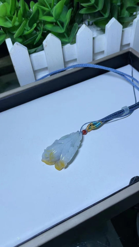 Bunga Liontin Giok Alam Baru Mekar seperti kembali ke bahan lubang lama, bagian bawahnya halus dan hangat Ukuran 4.0 * 2.2 Sudah termasuk pajak pengiriman