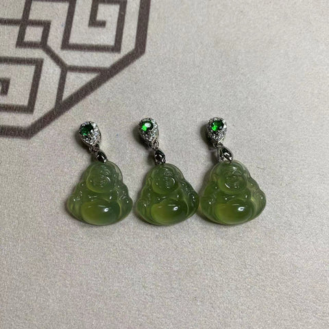 Maitreya Buddha Fine Cui Jade Ukuran Mini 20✖️20.5mm Termasuk ongkos kirim dan pajak.