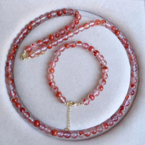 Set Gelang dan Kalung Harta Karun Mangkuk Es Merah Tinggi Sichuan yang Luar Biasa Diameter 7mm Berat 61,08 Total 108 Buah Satu Gelang Satu Kalung Sudah Termasuk Pengiriman dan Pajak