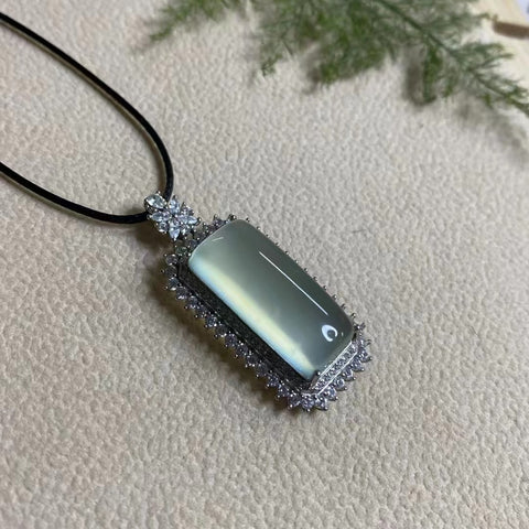 Liontin Giok Halus dari Perak 925 Ukuran 32 * 18mm Termasuk Pengiriman & Pajak