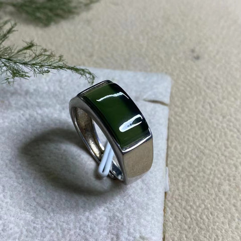 Cincin Pria Giok Alami 925 Perak Bezel yang Dapat Disesuaikan Ukuran 15 * 8,5 mm Sudah termasuk pajak pengiriman.